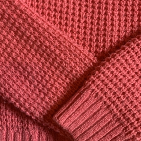 Super soft light pink cropped sweater - Picture 2 of 3